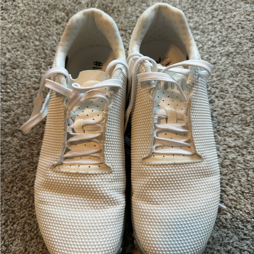 No Bull Turf Trainers, Arctic White w Grey Sole, sz 7.5 men’s; 9 women's - Picture 2 of 6